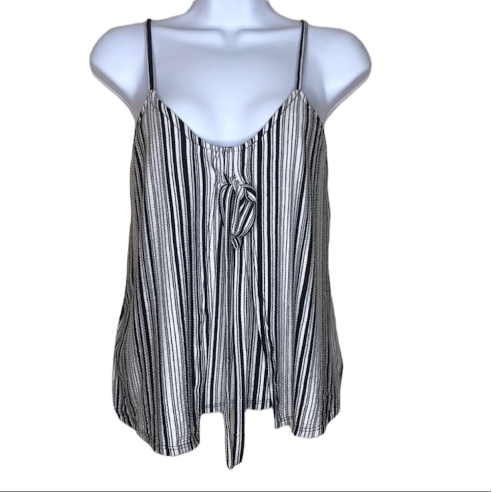 Avenue of the Stars striped summer top size XS